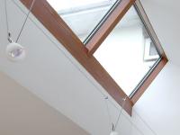 Festverglaste Fenster für Dachschräge