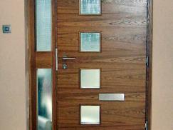 Holz-Haustür braun Innenansicht