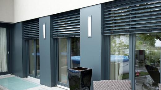 Bodentiefe PaX-Fenster mit Raffstoren